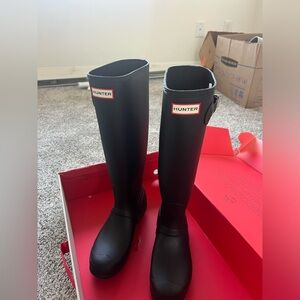 Hunter women’s original tall boot size 8